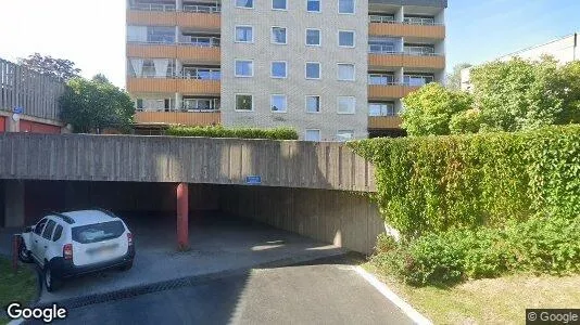 Bostadsrätter till salu i Haninge - Bild från Google Street View