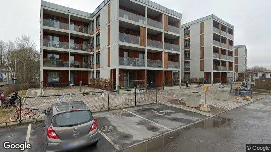 Lägenheter till salu i Huddinge - Bild från Google Street View