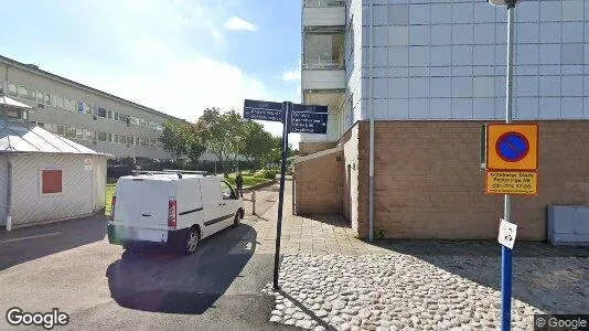 Bostadsrätter till salu i Angered - Bild från Google Street View