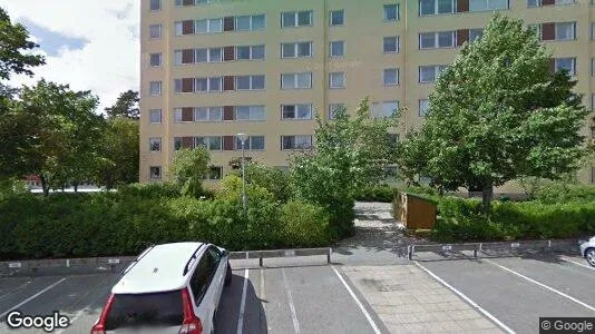 Bostadsrätter till salu i Haninge - Bild från Google Street View