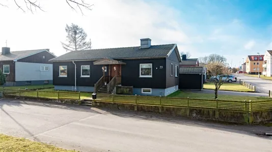 Hus till salu i Falköping - foto 1